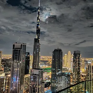 paramount-hotel-midtown-flat-with-burj-khalifa-view.dubaihotelsoffers.com/
